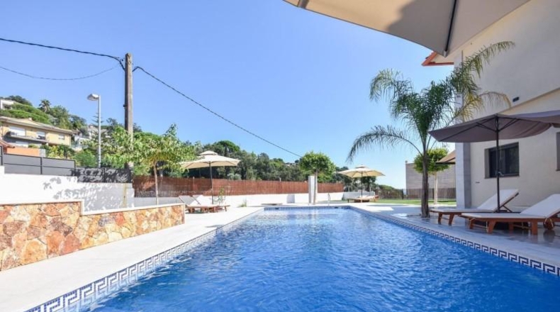 Gerona - Lloret de Mar - 826m2