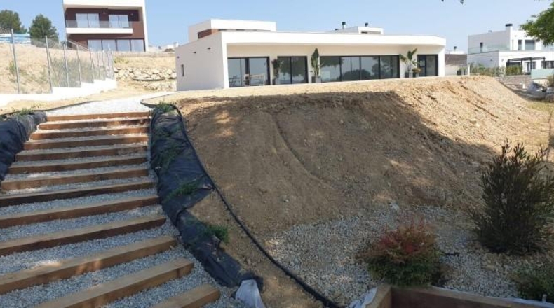 Barcelona - Sant Esteve Sesrovires - 1000m2