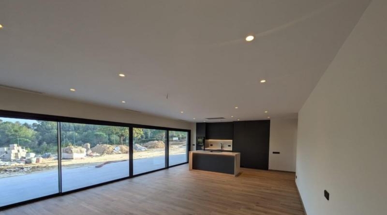 Barcelona - Sant Esteve Sesrovires - 1000m2