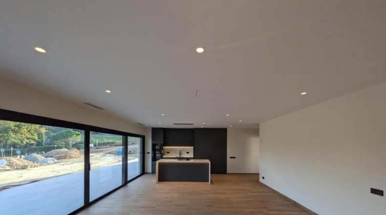 Barcelona - Sant Esteve Sesrovires - 1000m2