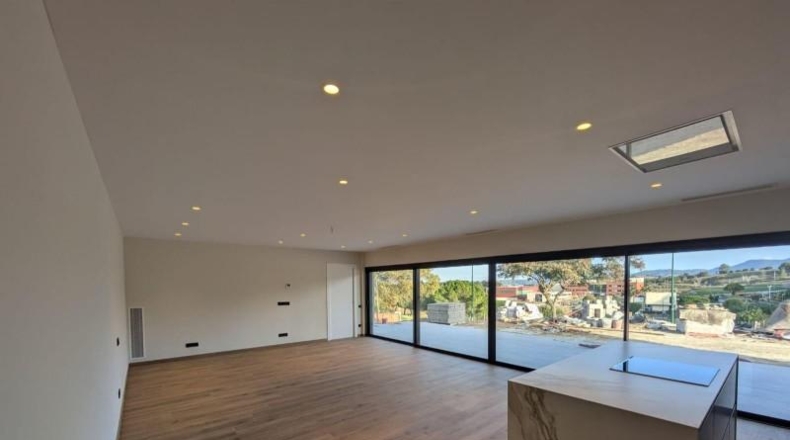 Barcelona - Sant Esteve Sesrovires - 1000m2