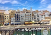 Отдельно стоящий дом с участком на продажу в городе l'Ametlla de Mar Фото