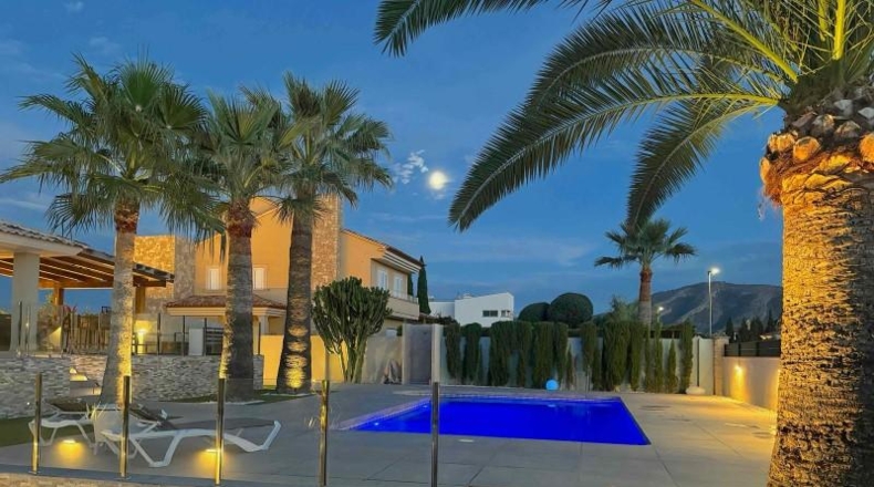 Alicante - Alfaz del Pi - 1250m2