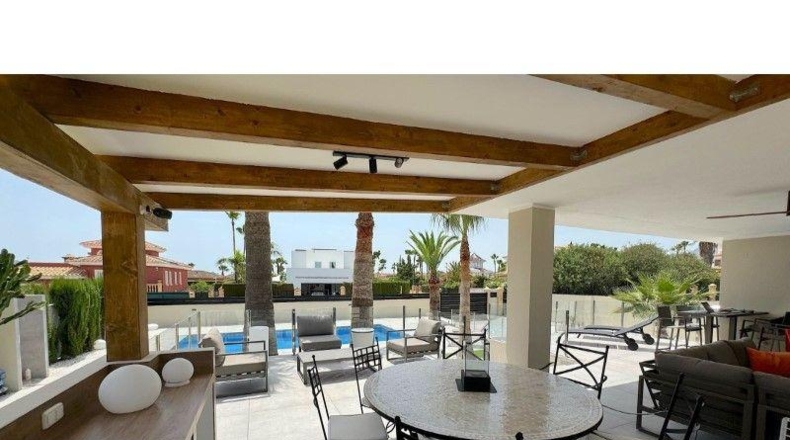 Alicante - Alfaz del Pi - 1250m2