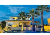 Chalet independiente con terreno en venta en la España, L'Alfàs del Pi, ref: TR381268 foto