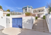 Chalet independiente con terreno en venta en la España, Vélez-Málaga, ref: TR154584 foto