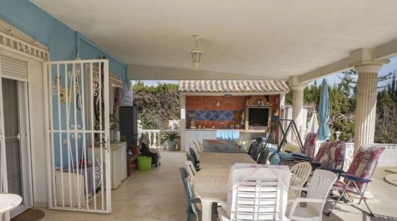 Alicante - Alfaz del Pi - 1734m2