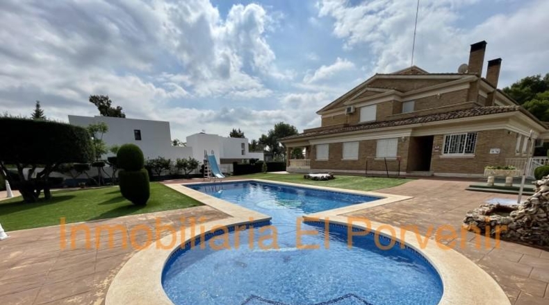 València - Torrente - 571m2