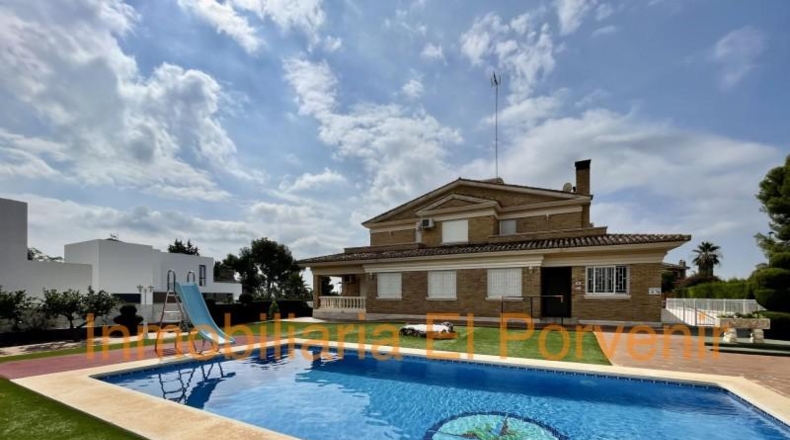 València - Torrente - 571m2
