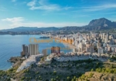 Xalet independent amb terreny en venda a la España, Benidorm, ref.: TR167740 foto