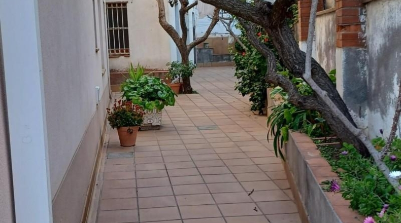 Барселона - Esplugues de Llobregat - 572m2