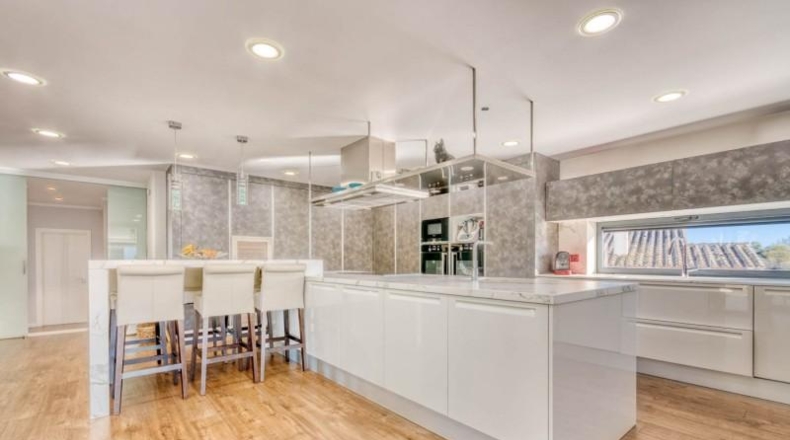 Gerona - Avinyonet de Puigventós - 1450m2