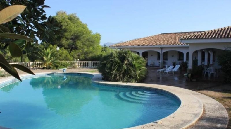 Alicante - Benidorm - 9000m2