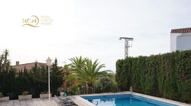 Alicante - La Nucía - 594m2