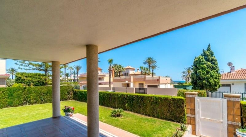 Alicante - Torrevieja - 699m2