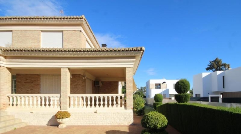 Valencia - Торренте - 1770m2