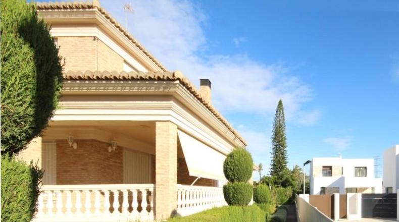 Valencia - Торренте - 1770m2