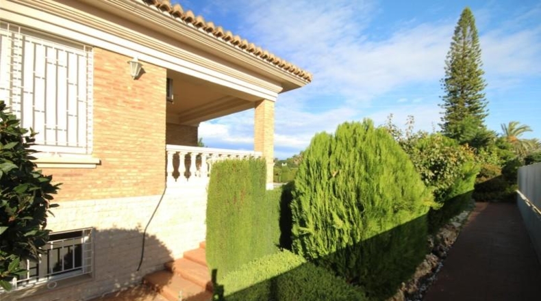 Valencia - Торренте - 1770m2