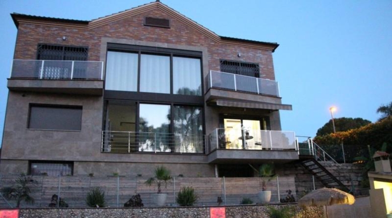 Gerona - Lloret de Mar - 2000m2