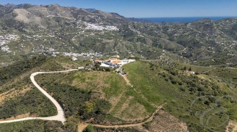 Малага - Canillas de Albaida - 27626m2