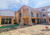 Xalet independent amb terreny en venda a la España, Benicarló, ref.: TR327789 foto