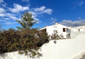 Xalet independent amb terreny en venda a la España, San Bartolomé de Tirajana, ref.: TR148406 foto