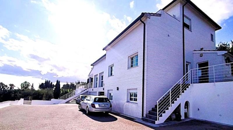 Valencia - Oliva - 1200m2