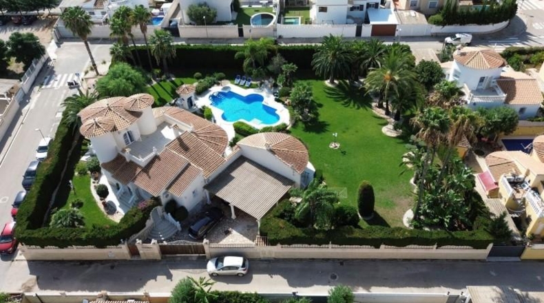 Alicante - Denia - 1985m2