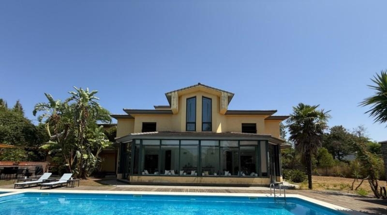 Sevilla - Gelves - 2220m2