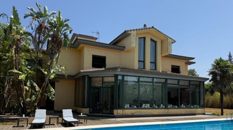 Sevilla - Gelves - 2220m2