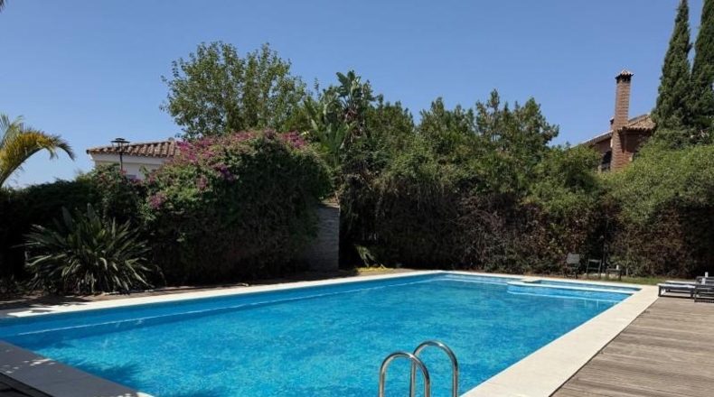 Sevilla - Gelves - 2220m2