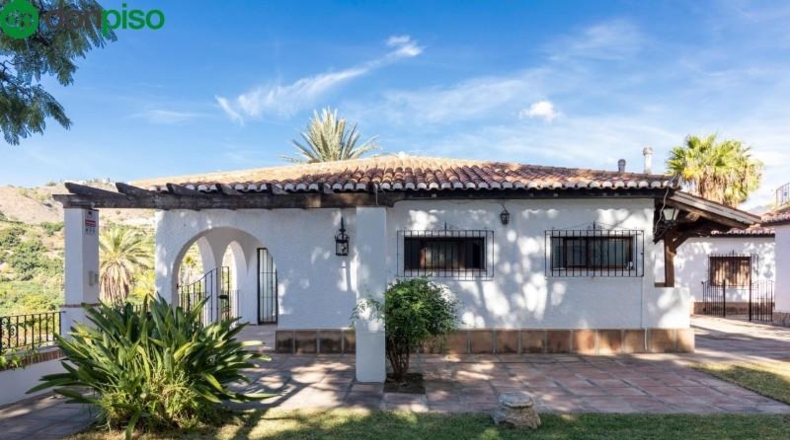 Granada - Almuñécar - 1048m2