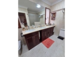 Chalet independiente con terreno en venta en la España, Alicante, ref: TR376786 foto