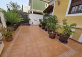 Chalet independiente con terreno en venta en la España, Alicante, ref: TR376786 foto