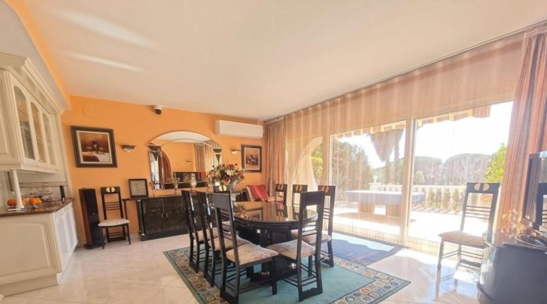 Gerona - Blanes - 966m2