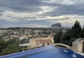 Xalet independent amb terreny en venda a la España, Calp, ref.: TR132442 foto