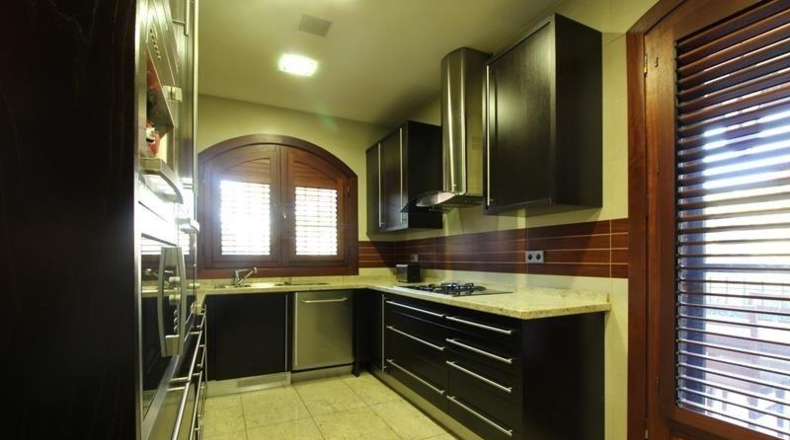 Alicante - Orihuela - 1200m2