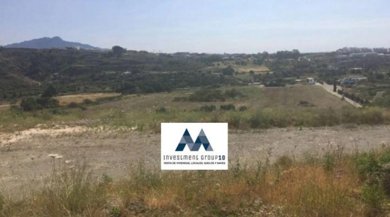 Málaga - Estepona - 10000m2