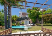 Chalet independiente con terreno en venta en la España, Sant Vicenç de Montalt, ref: TR263147 foto