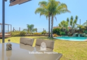 Chalet independiente con terreno en venta en la España, Sant Vicenç de Montalt, ref: TR263147 foto