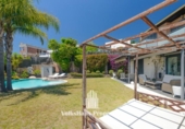 Chalet independiente con terreno en venta en la España, Sant Vicenç de Montalt, ref: TR263147 foto
