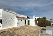 Chalet independiente con terreno en venta en la España, Mahón, ref: TR312571 foto