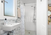 Отдельно стоящий дом с участком на продажу в городе Ciutadella de Menorca Фото