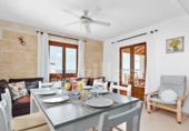 Отдельно стоящий дом с участком на продажу в городе Ciutadella de Menorca Фото