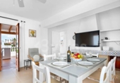 Отдельно стоящий дом с участком на продажу в городе Ciutadella de Menorca Фото