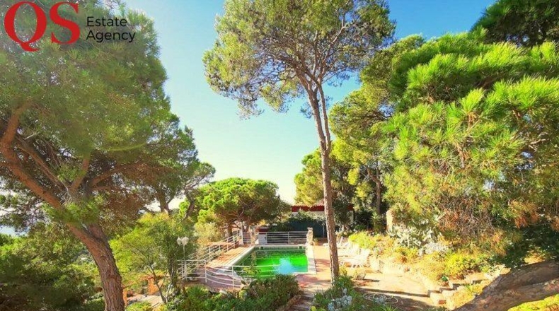 Gerona - Blanes - 889m2