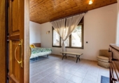 Chalet independiente con terreno en venta en la España, Begur, ref: TR232454 foto