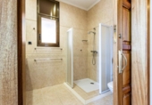 Chalet independiente con terreno en venta en la España, Begur, ref: TR232454 foto