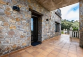 Chalet independiente con terreno en venta en la España, Begur, ref: TR232454 foto