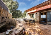 Chalet independiente con terreno en venta en la España, Begur, ref: TR232454 foto